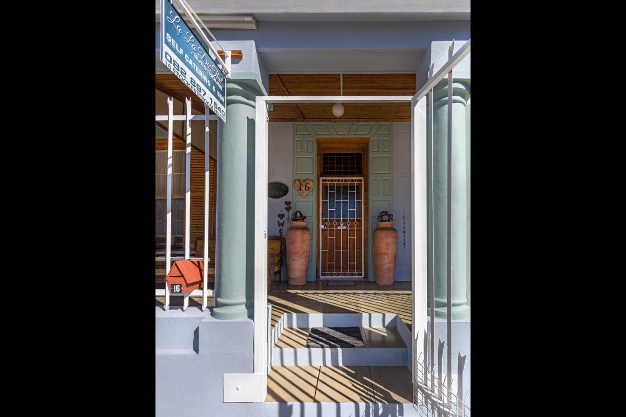 La La Dathel Guesthouse 科尔斯伯格 外观 照片