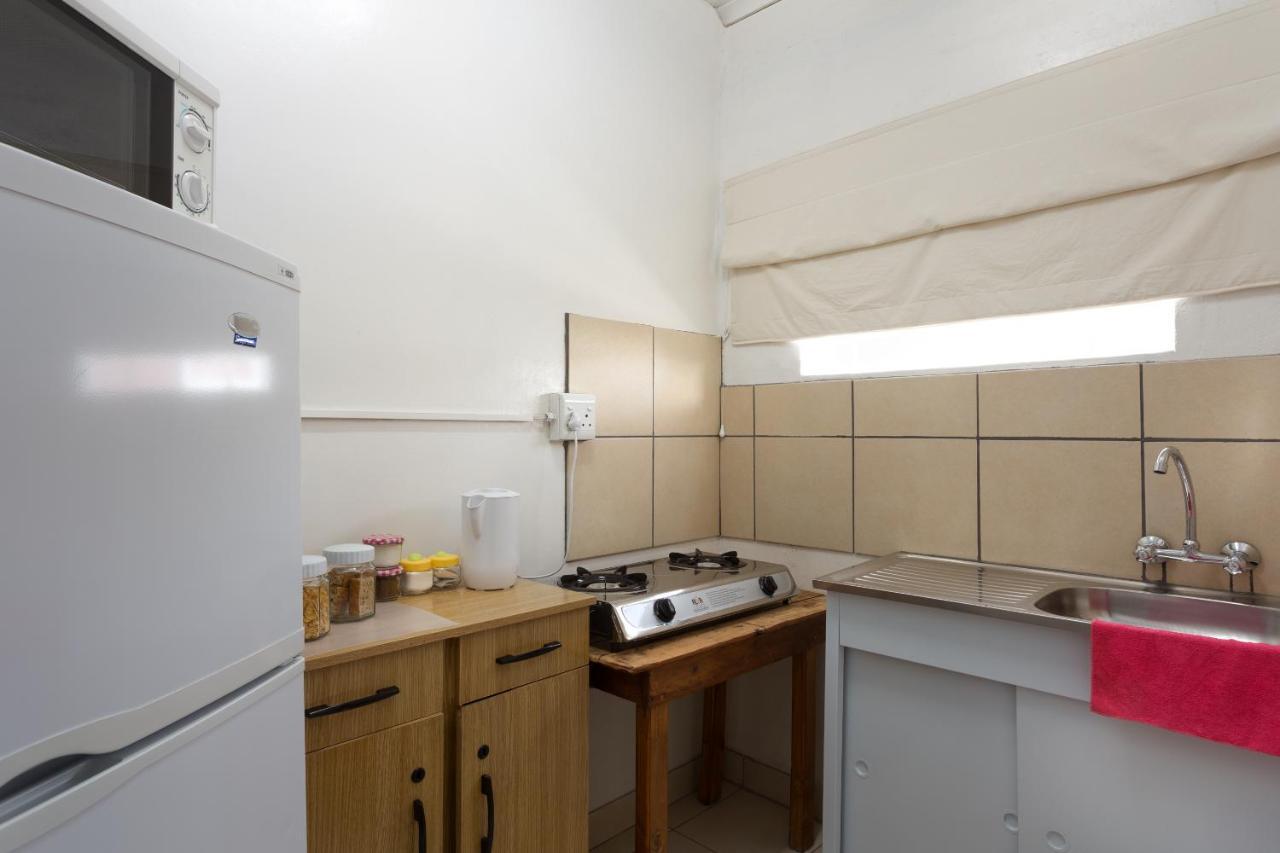 La La Dathel Guesthouse 科尔斯伯格 外观 照片